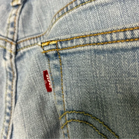 Levi’s 515 Jeans Shorts Women’s 10 Blue Cotton Outdoor Stretch Roll Up Vintaged - Picture 14 of 14